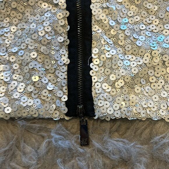 Vince Camuto women’s cream sequin flowy zipped up back tank top‎ size xs - Picture 5 of 5